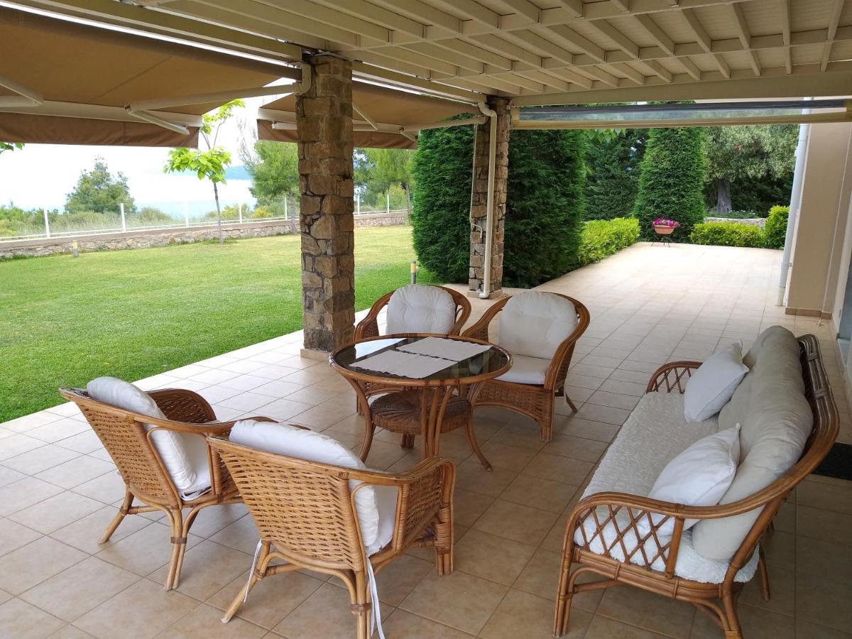 Villa Achilleos Posidi Eksteriør bilde